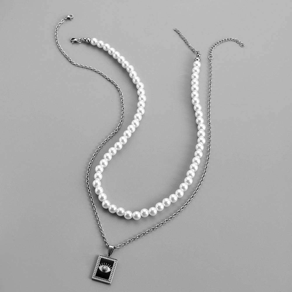 Collier de Perles + Collier avec Plaque